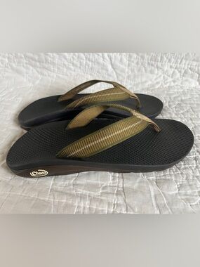 Chaco Men's Flip EcoTread Flip Flop Thong Sandal Supportive Olive Green 10 EUC